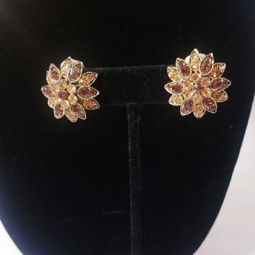 Vintage Gold crystal clip on earrings